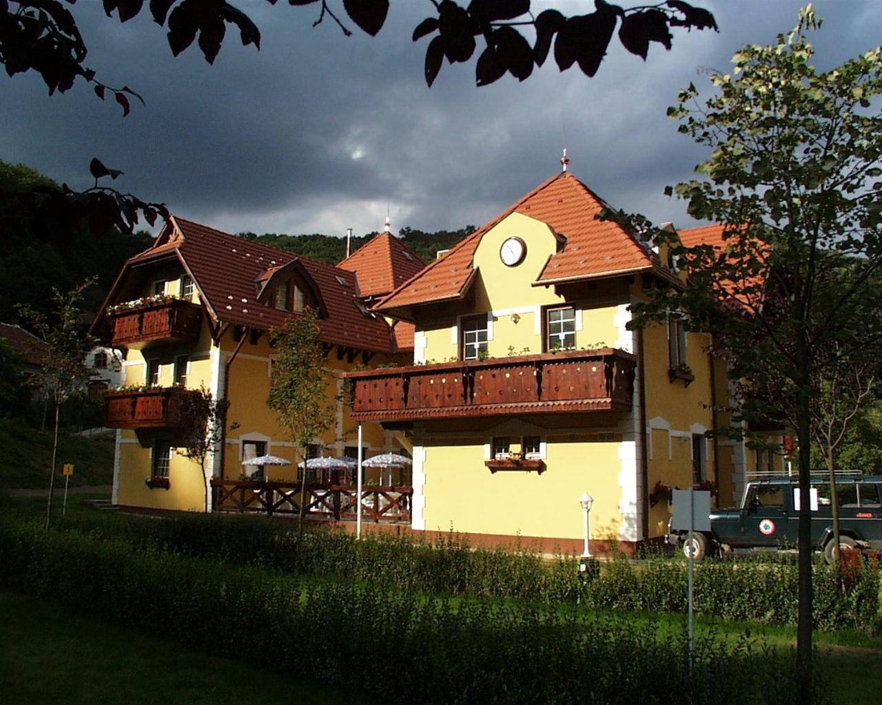 Hotel Szeleta Lillafüred Exterior foto